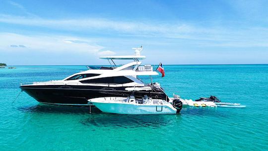 75’ SUNSEEKER NASSAU: LUXURY AND ELEGANCE ON THE WATER