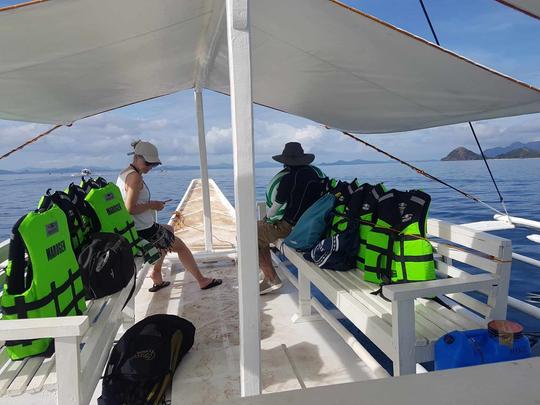 Bateau privé pour 1 à 4 personnes - Visite de l'île de Coron (choisissez jusqu'à 7 destinations)