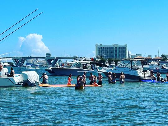 Capitaneado: Cobia de 24 pies para navegar o pescar