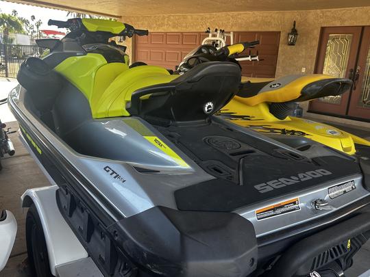 Seadoo GTI 170 & Seadoo Spark Jetski for Rent on Lake Havasu