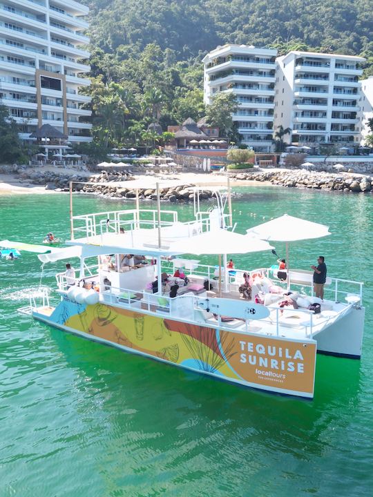 Catamarán Tequila Sunrise