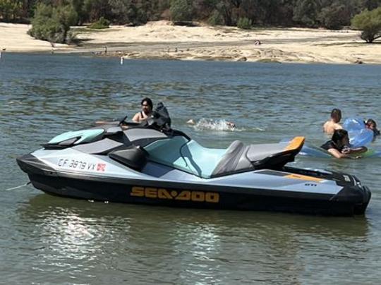 2023 Seadoo gti 170 with speakers