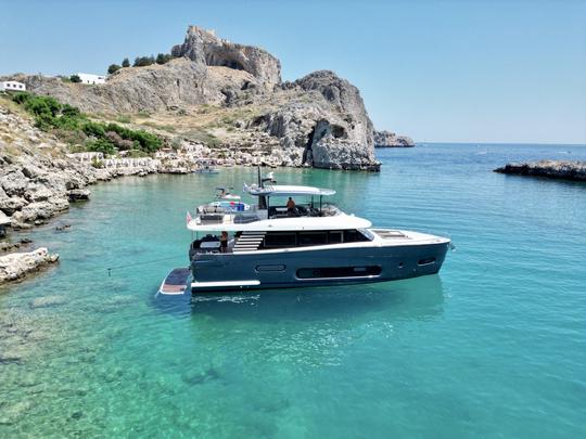 Azimut Magellano 66 em Limassol Marina