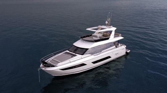 Mega yate Prestige 680 MALÉ IV Power en alquiler en la Costa Azul, Francia