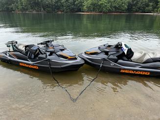  GTX  230 & 300 Jetskis for Rent on Lake Lanier!