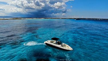 Monterey 278 - Napine Boat Rental at the Best Price in Ibiza!