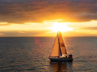 2 horas de viagem ao pôr do sol a partir do porto de South Haven Mi., em uma Catalina 36