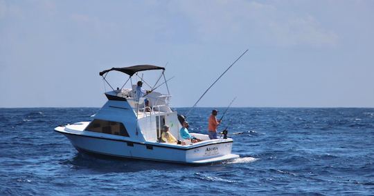 カンクンの最高の釣りスポットを発見してください！アロハボートに乗って大きな魚を釣ろう 