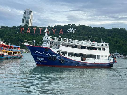 "Pattaya Bay Cruise"  is a journey on a comfortable ship located on Bali Hai