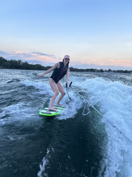 Toronto’s Premier Water Sports Charter | 255XD Yamaha Wake Surf Boat 