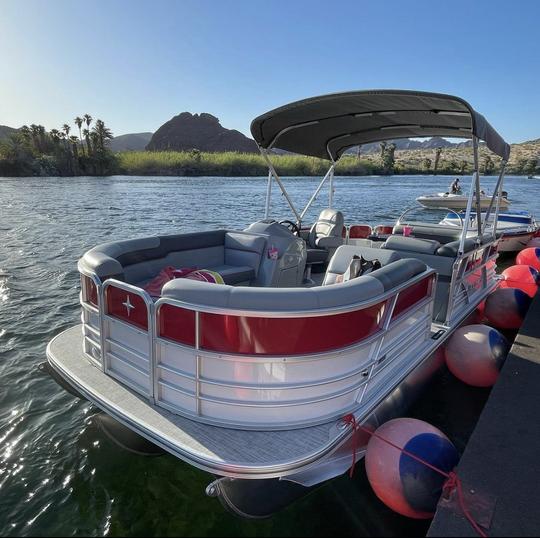 2021 luxuosa faixa de bandeja Berkshire de 23 pés para alugar na cidade de Lake Havasu, Arizona