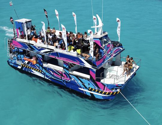 Double decker Catamaran for 130 passengers in Cancun