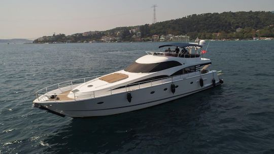 Excursion en yacht de luxe de 22 m en classe VIP à Istanbul