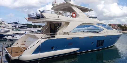 86ft Azimut for 16 People