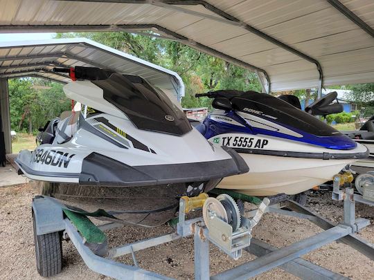 Yamaha Wave Runner HO Jetski 2017 para alugar