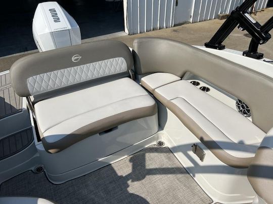 Crownline 235X Cruiser