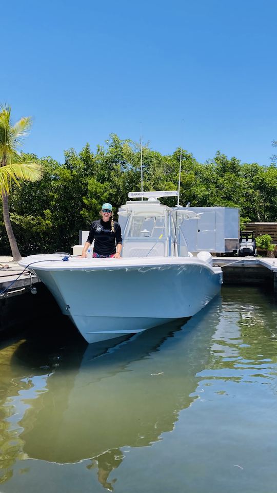 36' Invincible Open Fisherman Center Console