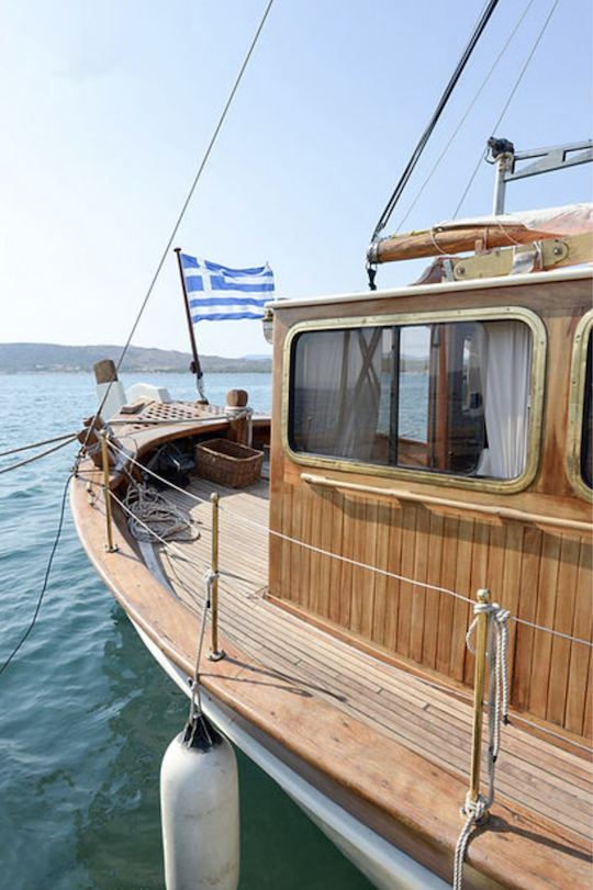 Cruzeiro tradicional em Porto Heli