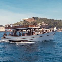 Escora de 42 pés (Partyboat 02) no Rio de Janeiro - Brasil