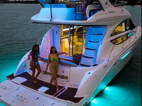 44ft Meridian Motor Yacht In Miami 🎉🌊