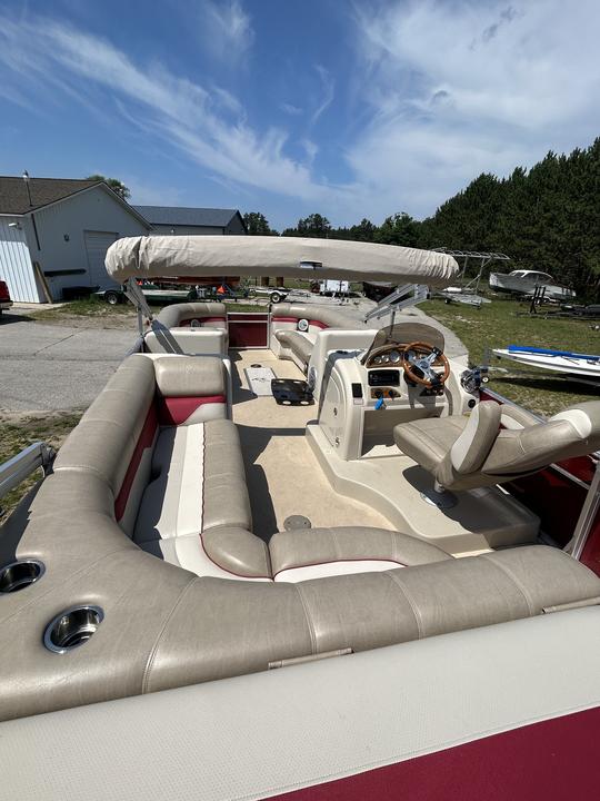 24' 12 Person Capacity Pontoon Boat - Torch Lake - Great Sound System