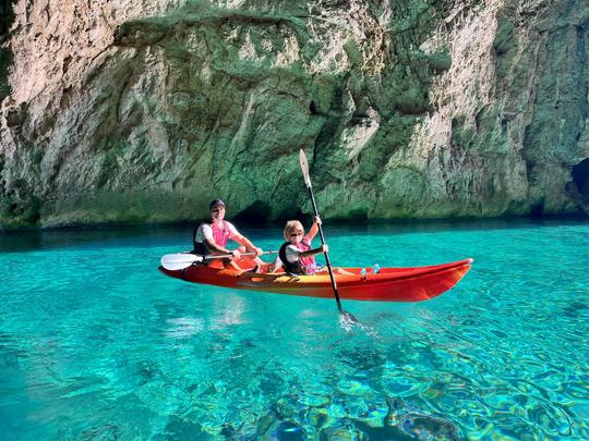 Cova dels Orguens: recorrido en kayak y esnórquel para explorar cuevas en Jávea