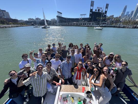 Bateau charter de 53 pieds à San Francisco (certifié pour 44 passagers)