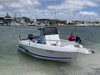 19ft  Proline Boat Rental in Racine, Wisconsin