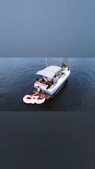 Luxury Cruiser 25ft Four Winns Vista