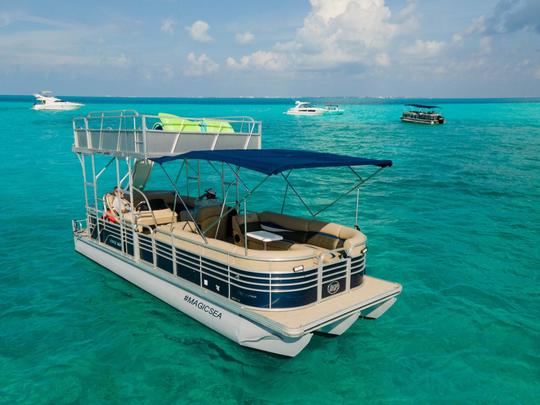 Barco Pontoon #GMBPONTOON Playa Mujeres para passeio de um dia com escorregador