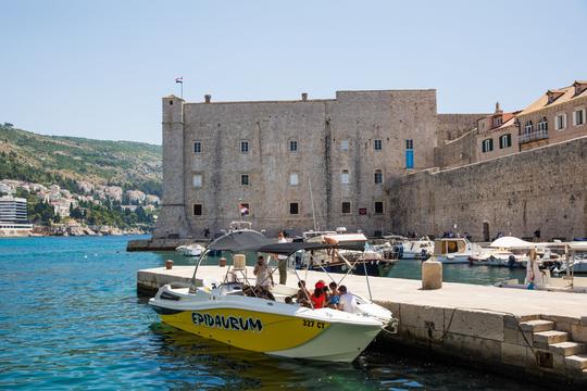 Alquiler de lancha motora Excursion 34 en Dubrovnik