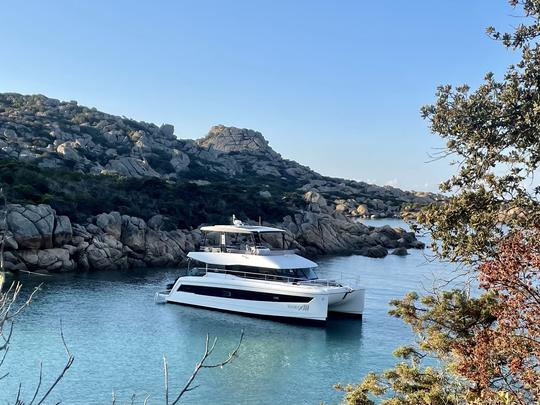 Superbe catamaran Fountaine Pajot MY44 Côte d'Azur