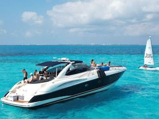 “ELEGANTE SUNSEEKER de 60 pés em Cancún”