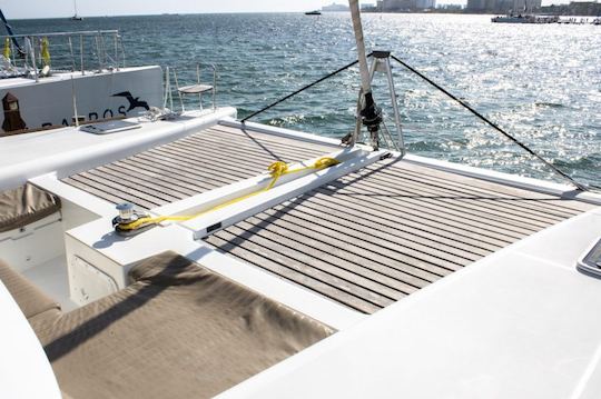 Alquiler privado en catamarán de lujo de 45 pies/capacidad para 38 personas