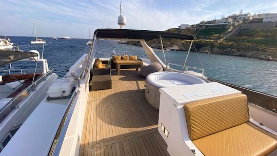 Yacht charter in Mykonos · Absolute Superphantom - 85+ (2002)