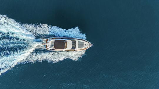 Alquiler de yate de lujo, Marca Azimut 58 en Puerto Banús