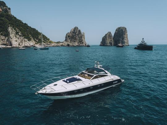 Explore a Costa Amalfitana e Capri com um Princess V55 (reajuste 2024)