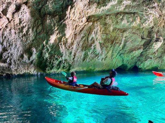 Cova dels Orguens: recorrido en kayak y esnórquel para explorar cuevas en Jávea