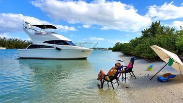 "GatedSix" Yacht Charter in Naples, FL