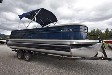 Best deal on a pontoon boat in the valley