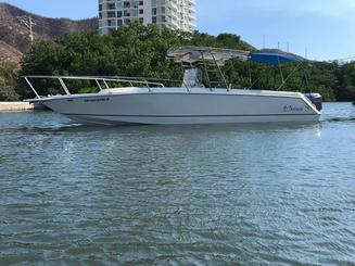 Center Console Boat Rental in Santa Marta, Inca inca or bahía concha 