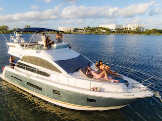 NEW 45' FARLINE SQUADRON - LUXURY YACHTING IN THE HEART OF EDGEWATER / VENETIAN!