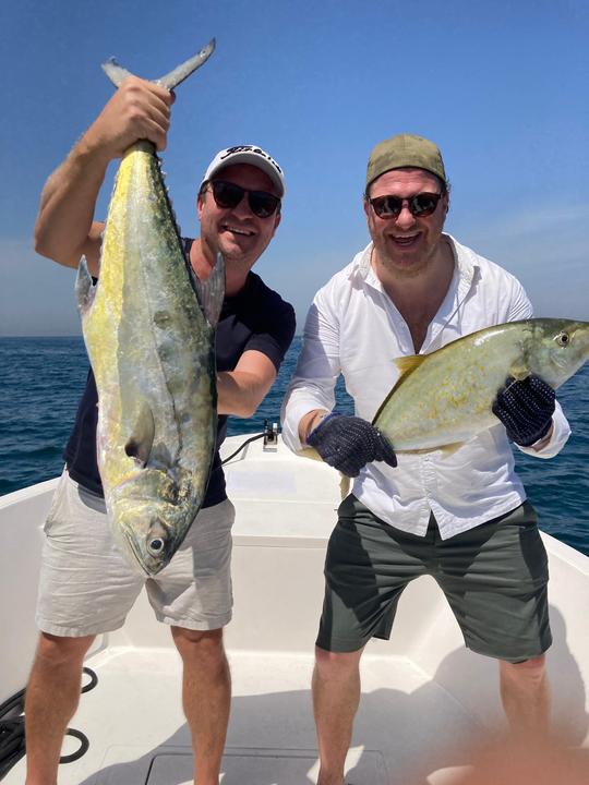 Viagem de pesca privada em Dubai para até 5 pessoas