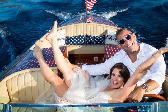 Haz fotos de tu escapada o boda en un barco clásico de madera