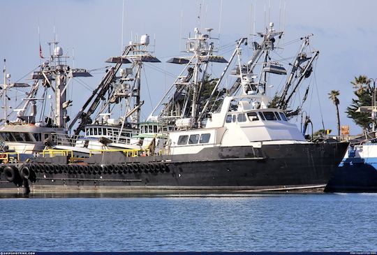 Bateau d'équipage de 110 pieds/navire de soutien à louer