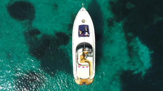 Location de yacht à moteur MIG 43 sur la Côte d'Azur, France 