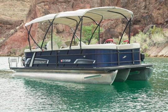 Starcraft Luxury Pontoon Rental in Lake Havasu City, Arizona 