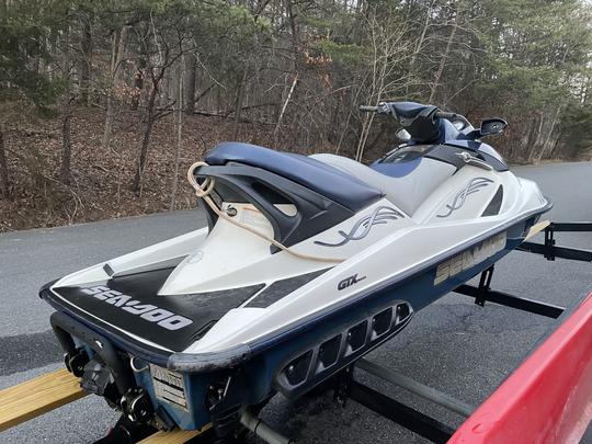 Bateau Seadoo Jetski GTX 155 places 3 places et remorque - Smith Mountain Lake VA