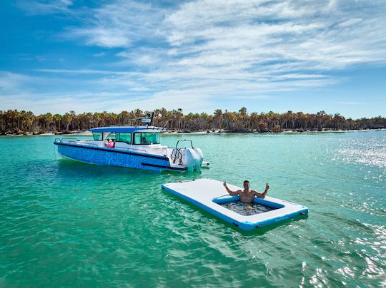 BARCO A MOTOR DE LUXO.. PODE ACOMODAR GRUPOS GRANDES... ISLAND HOPPER!!!!!