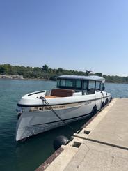 Experiência de barco de luxo e traslados no Arquipélago de Zadar 